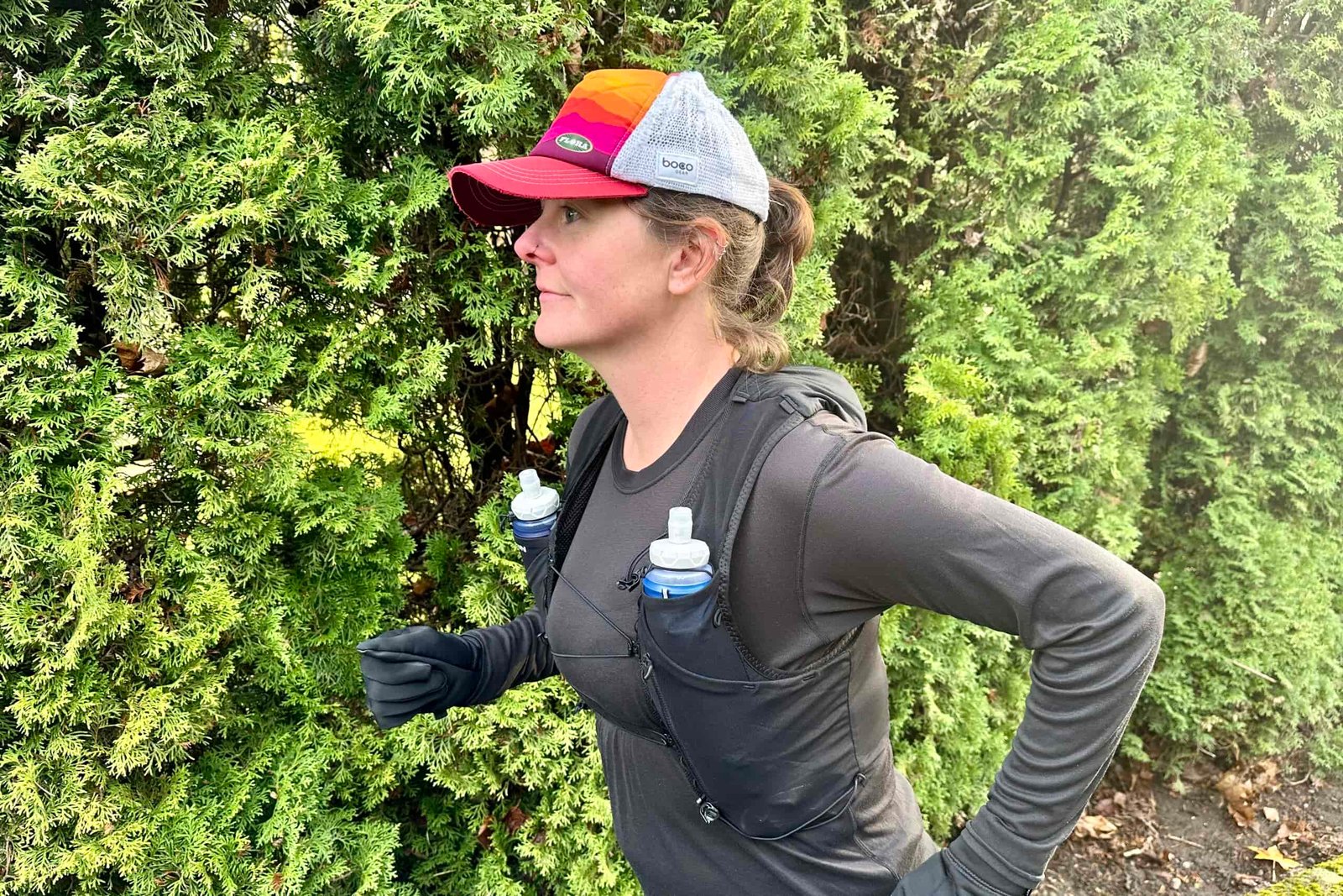 Runner wearing a Salomon ADV Skin 12 Unisex Running Vest