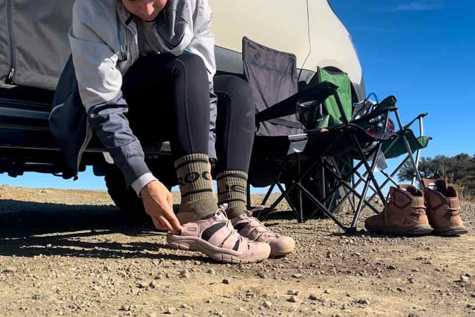 Our tester getting ready for a hike with the KEEN Newport H2 sandals.