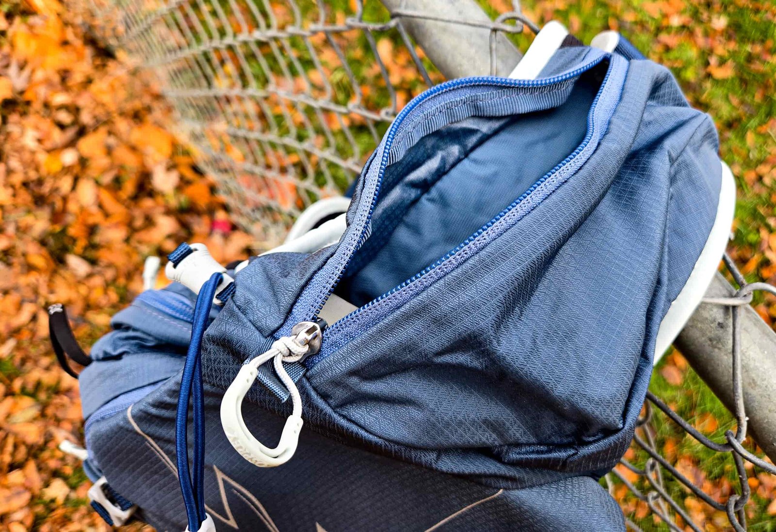 the hip belt pocket on the osprey tempest fanny pack