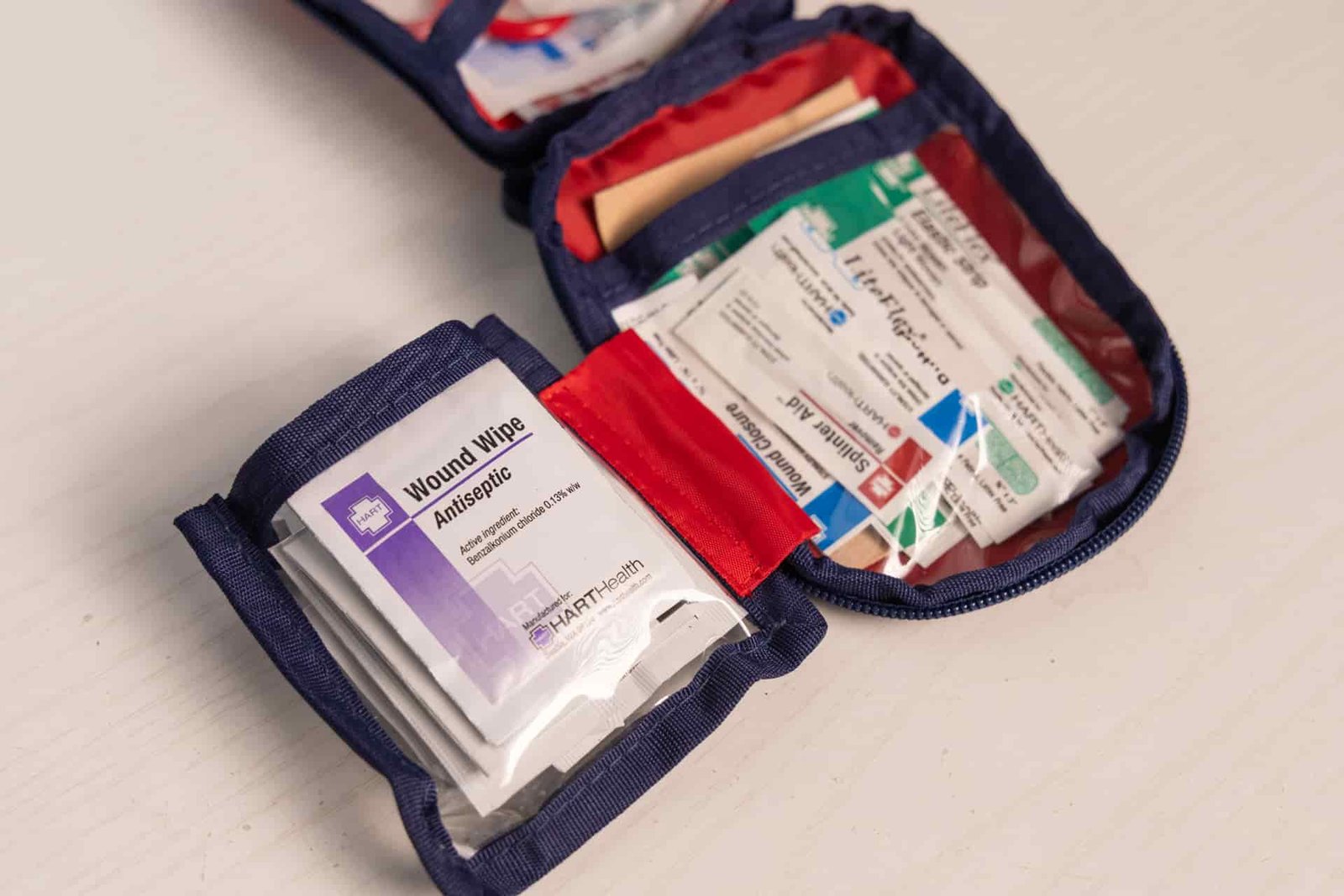The HART Day Hike kit contains a fold-out wing to store more supplies in less space.